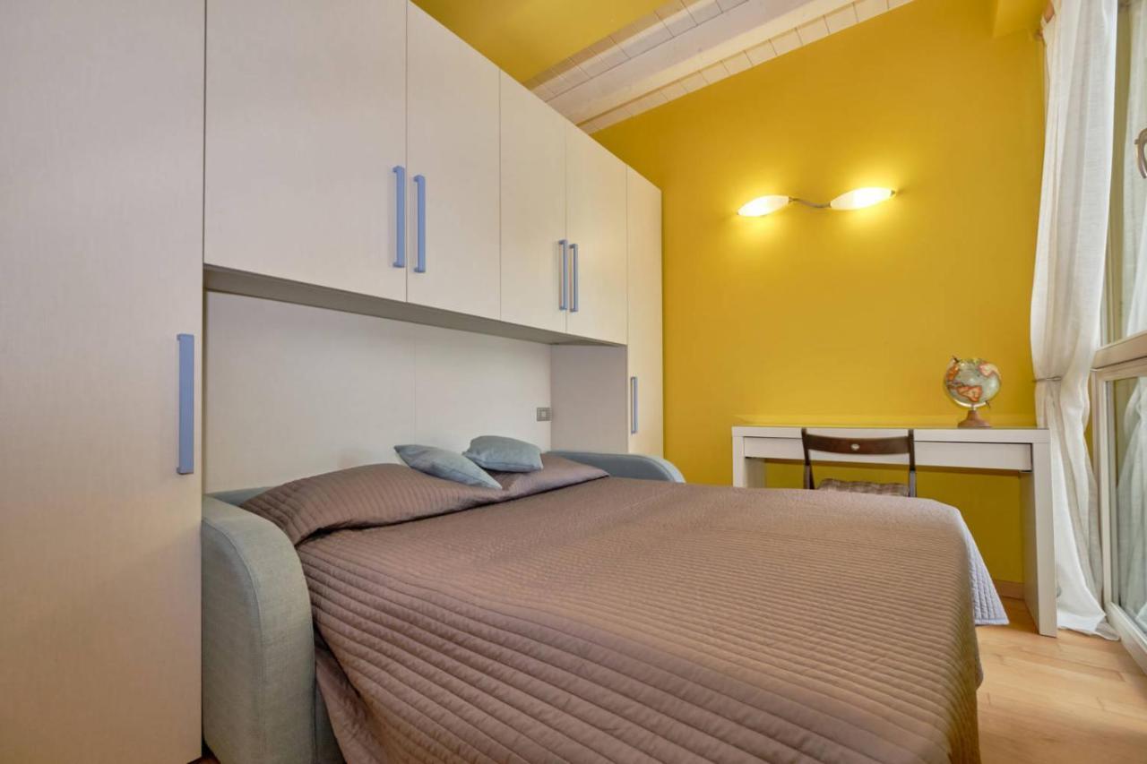 Warda B11 Apartment Desenzano del Garda Dış mekan fotoğraf